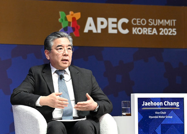 장재훈 현대차그룹 부회장이 APEC CEO 서밋 수소 세션에서 발언을 하고 있다.