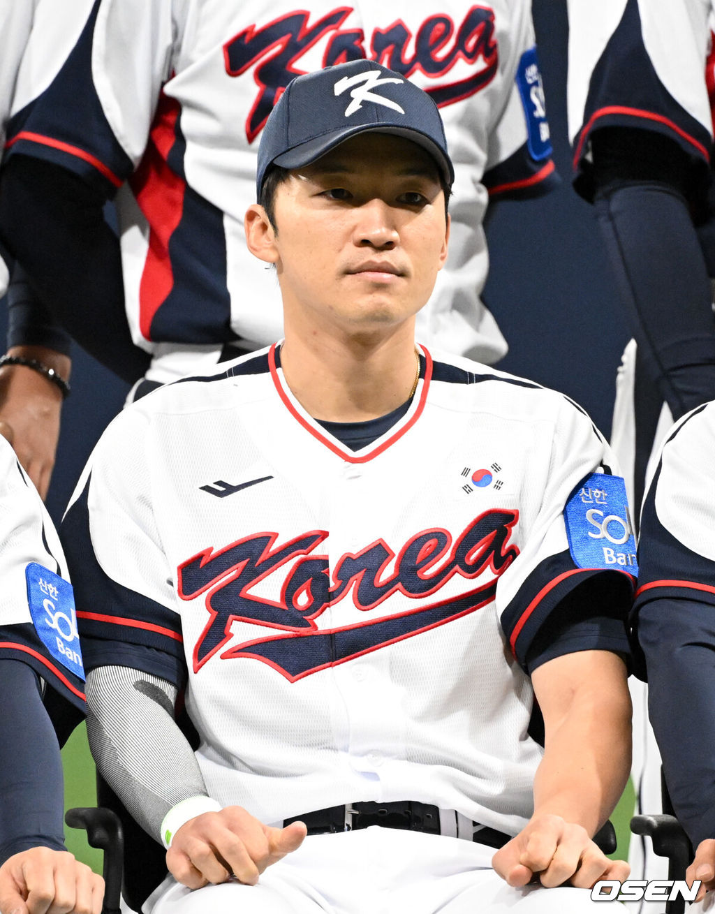 류지현 감독이 이끄는 야구 대표팀이 4일 고척스카이돔에서 훈련을 진행했다.대표팀은 오는 8일과 9일 고척스카이돔에서 열리는 2025 K-베이스볼 시리즈 체코 대표팀과의 2경기를 시작으로 15일과 16일 양일에 걸쳐 도쿄돔에서 일본 대표팀과 2경기를 치른다.  야구대표팀 박해민이 포즈를 취하고 있다. 2025.11.04 /cej@osen.co.kr