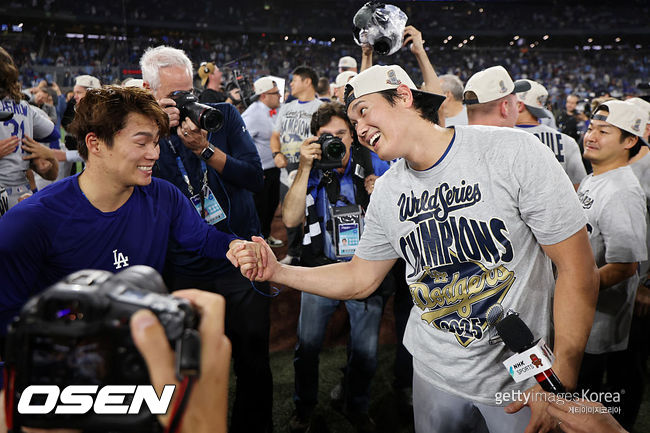 [사진] LA 다저스 오타니 쇼헤이와 야마모토 요시노부. ⓒGettyimages(무단전재 및 재배포 금지)