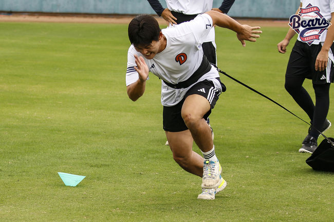 두산 베어스 제공