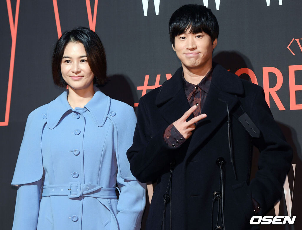 26일 오후 서울 광화문 포시즌스 호텔 서울에서 제13회 'W Korea' 유방암 인식 향상 캠페인 자선 행사가 열렸다.타블로-강혜정 부부가 레드카펫을 밟고 있다. / eastsea@osen.co.kr