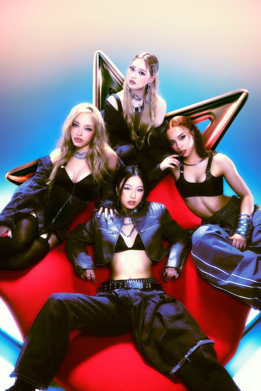 JYP엔터테인먼트 제공