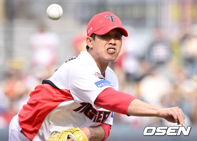 [OSEN=광주, 조은정 기자]23일 광주KIA챔피언스필드에서 2025 신한 SOL Bank KBO리그 KIA 타이거즈와 NC 다이노스의 경기가 열렸다.홈팀 KIA는 양현종을, 원정팀 NC는 라일리를 선발 투수로 내세웠다.6회초 KIA 임기영이 역투하고 있다. 2025.03.23 /cej@osen.co.kr