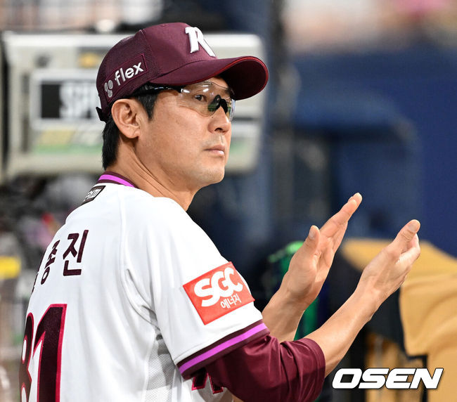 키움 히어로즈 설종진 감독. /OSEN DB