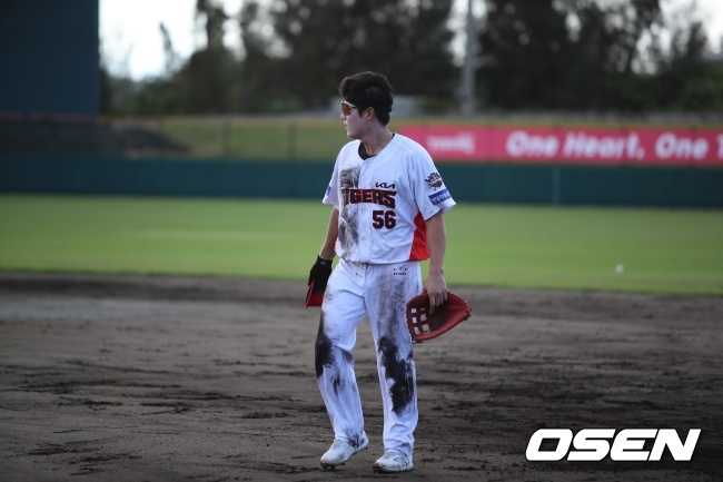 오선우가 매일 400개씩 1루 펑고수비를 소화했다. /KIA 타이거즈 제공