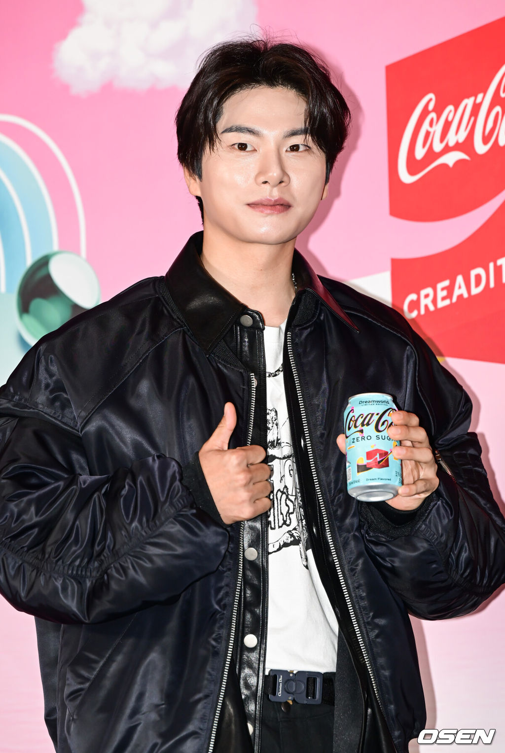 21일 오전 서울 홍대와이즈파크에서 '코카-콜라 제로 드림월드' 출시 기념 론칭행사가 진행됐다.배우 이이경이 포즈를 취하고 있다.  2022.10.21  / soul1014@osen.co.kr