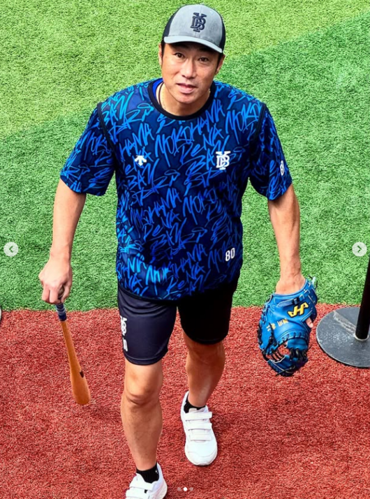 신임 감독 아이카와 료지 / 요코하마 DeNA 베이스타즈 SNS