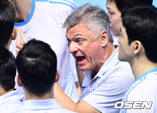 대한항공 점보스 헤난 달 조토 감독. /OSEN DB