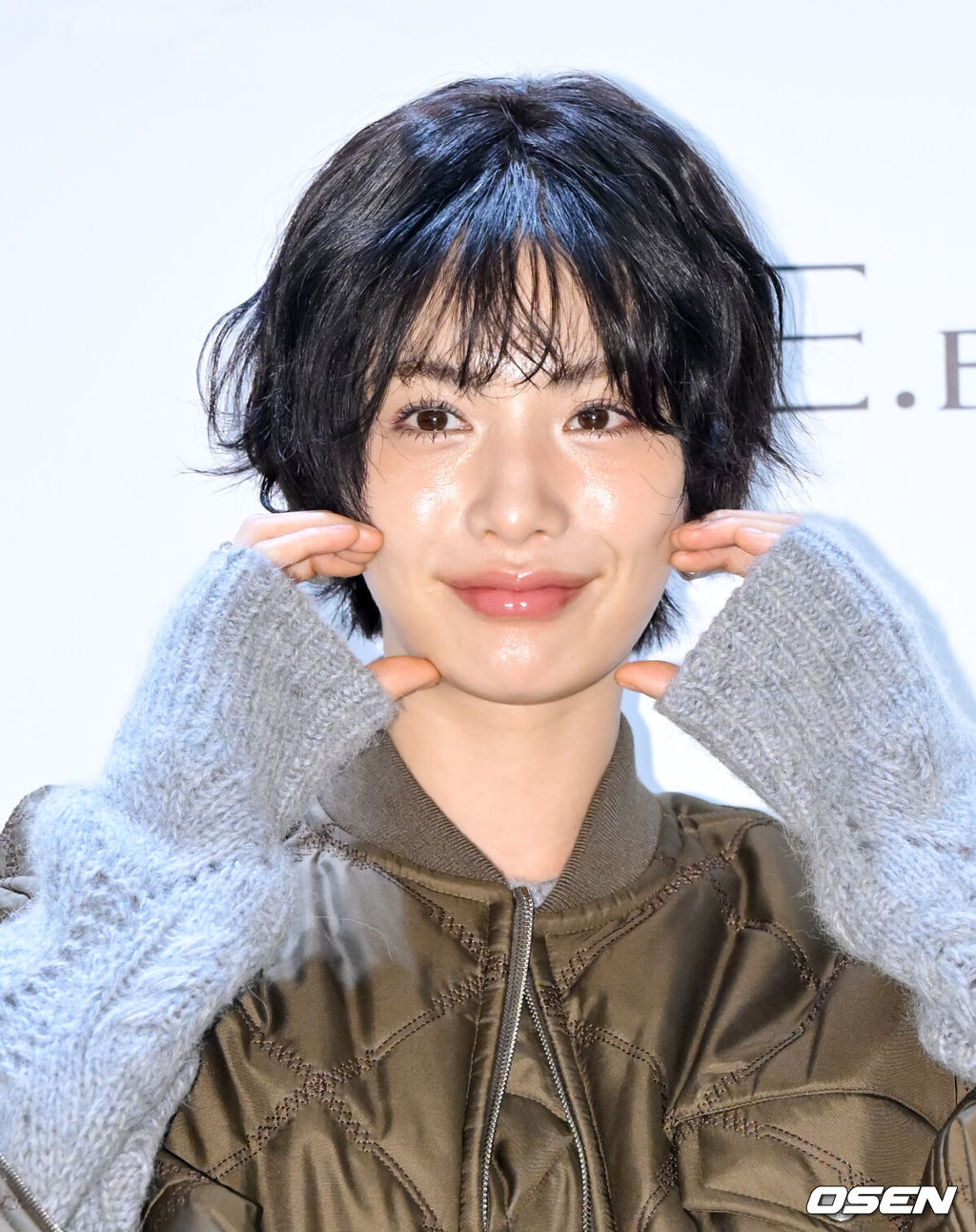 25일 스타필드 수원에서 'E.B.M(에디션바이미샤)' 오픈 기념 행사가 열렸다.이날 행사엔 배우 나나가 참석했다.나나가 포즈를 취하고 있다. 2025.10.25 /cej@osen.co.kr