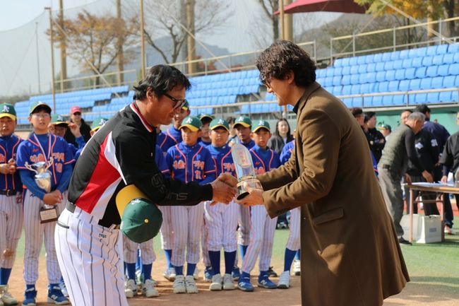 대한야구소프트볼협회는 올해 ‘야구소프트볼인의 밤’에서 시상할 부문별 수상자를 확정했다. / 대한야구소프트볼협회