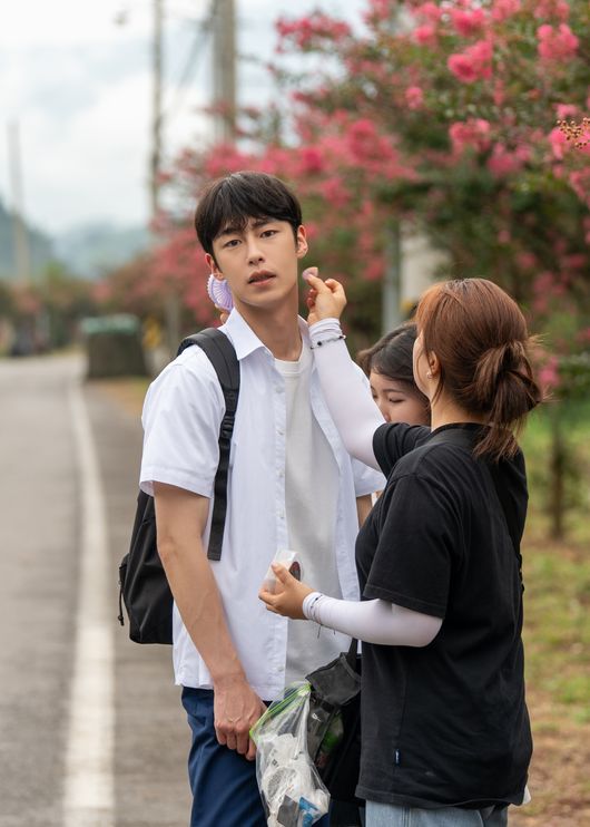 로그스튜디오 제공