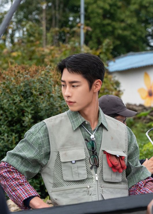 로그스튜디오 제공