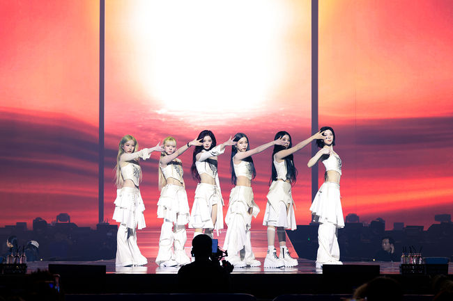 JYP엔터테인먼트 제공