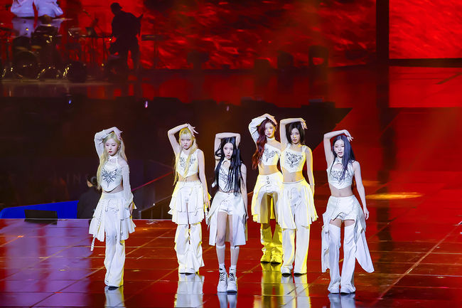 JYP엔터테인먼트 제공