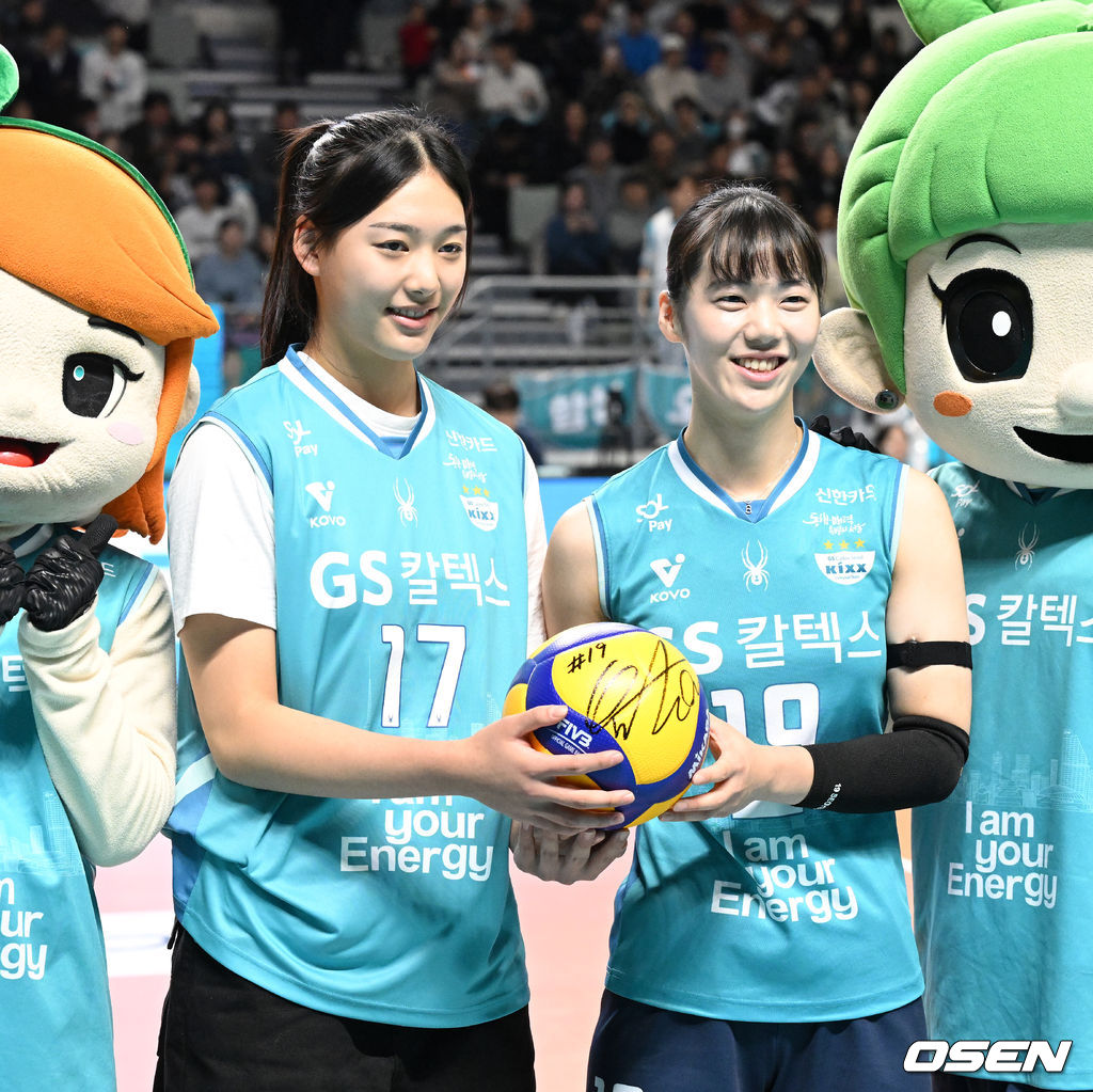 경해여중 선배이자 롤모델인 유서연에 응원 전한 손서연