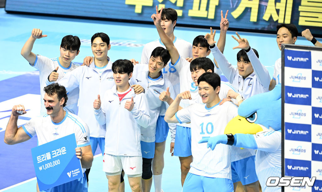 러셀의 활약, 대한항공도 신난다