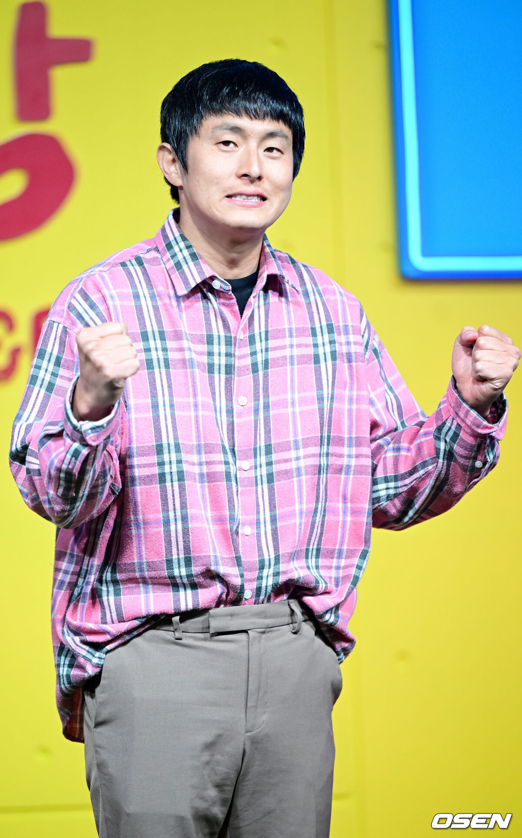 15일 오전 서울 JW 메리어트 동대문 스퀘어 서울에서 넷플릭스 '대환장 기안장' Part 2 ‘절찬리 영업중’ 기자간담회가 열렸다.'대환장 기안장'은 기안적 낭만이 가득한 울릉도 기안장에서 기안84, BTS 진, 지예은이 숙박객들과 펼치는 기상천외한 신개념 민박 버라이어티다.방송인 기안84가 포토타임을 하고 있다. 2025.04.15 / dreamer@osen.co.kr