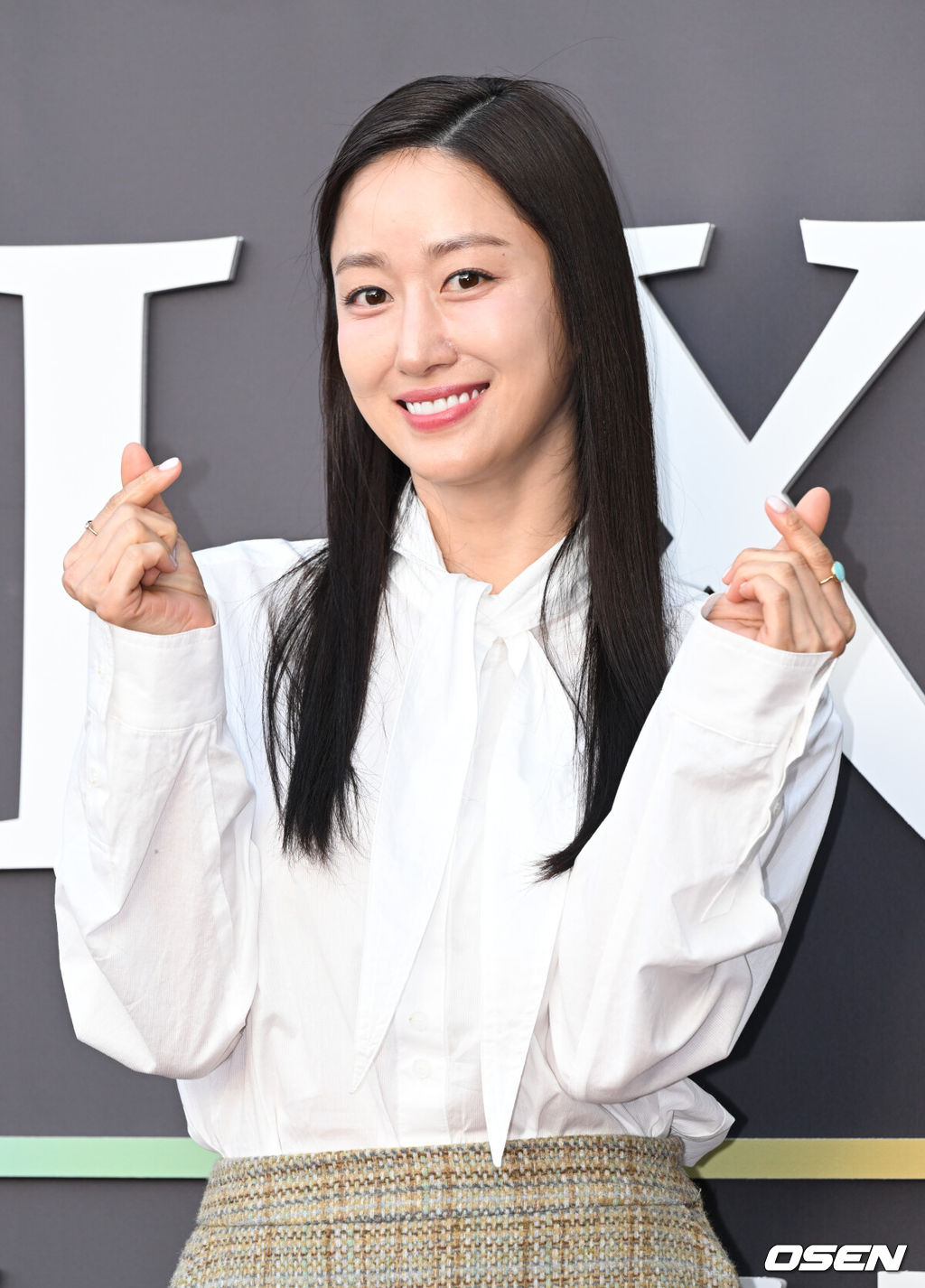 전시 '문도 픽사: 픽사, 상상의 세계로' 레드카펫 행사가 7일 서울 성동구 성수문화예술마당에서 열렸다.이번 전시의 이름 ‘문도’는 스페인어로 세계를 뜻한다. 즉 픽사의 세계인 셈이다. 다음달 29일까지 열린다.배우 전혜빈이 포즈를 취하고 있다. 2025.05.07 /cej@osen.co.kr