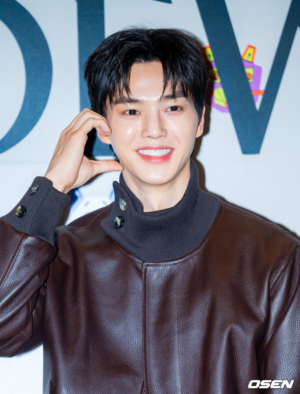 20일 오후 서울 용산아이파크몰 내 용산 CGV에서 로에베 포토콜 행사가 진행됐다.이 행사에는 배우 송강과 에스파 지젤이 참석했다.배우 송강이 포즈를 취하고 있다. 2025.11.20 / rumi@osen.co.kr