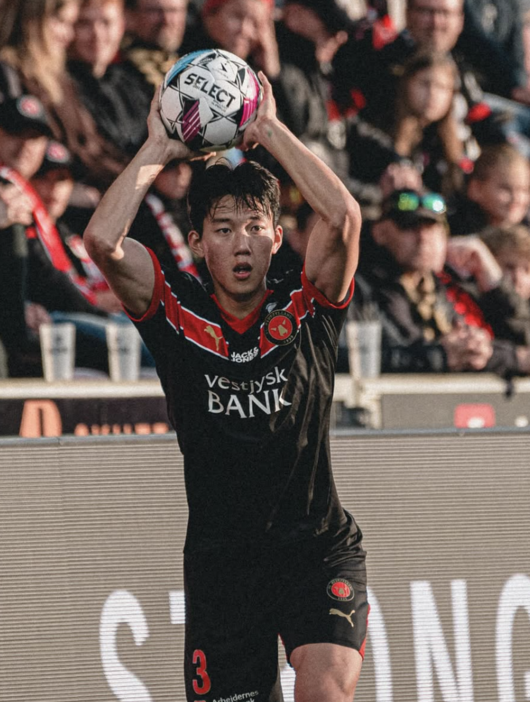 [사진] 이한범 / 미트윌란 소셜 미디어 계정