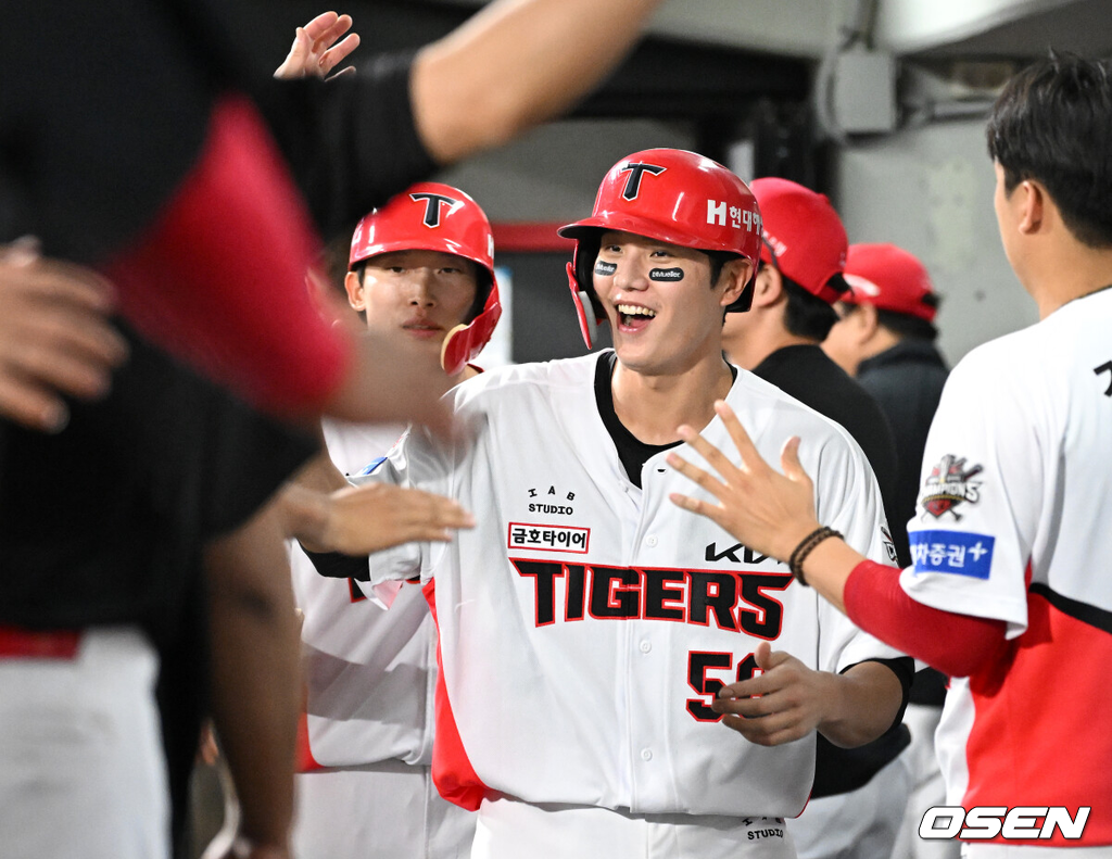 KIA 오선우와 김호령./OSEN DB