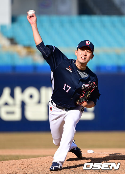 [OSEN=김성락 기자] 두산 베어스 홍건희. 2025.03.11/ ksl0919@osen.co.kr