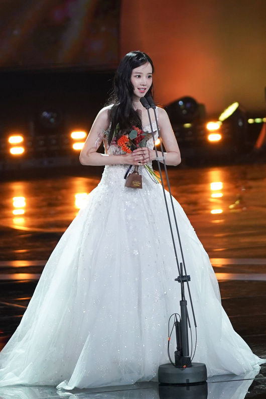 솔트엔터테인먼트 제공