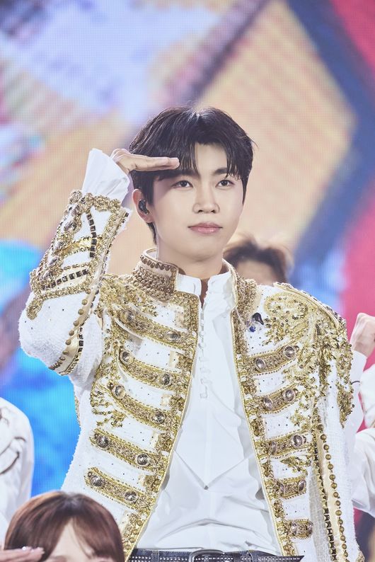 물고기뮤직 제공