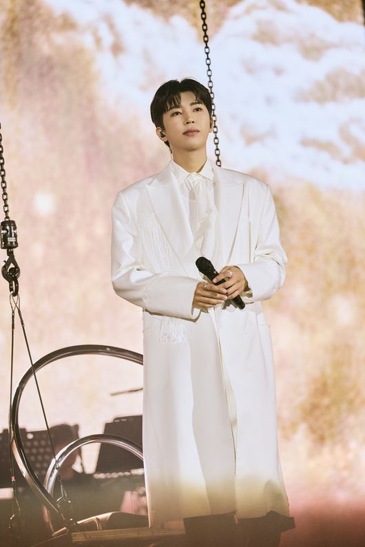 물고기뮤직 제공