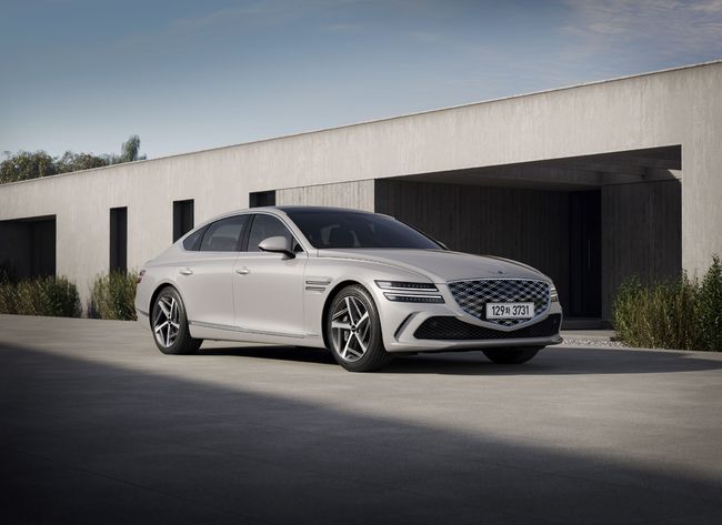 2026 G80 바트나 그레이.