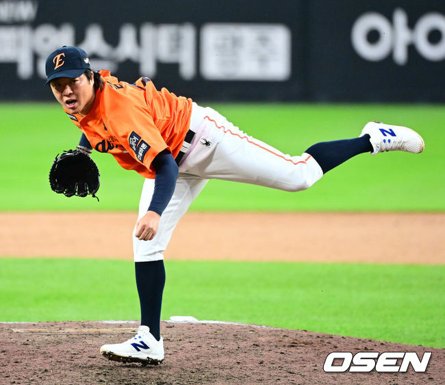 [OSEN=지형준 기자] 한화 김범수. 2025.10.18 / jpnews@osen.co.kr