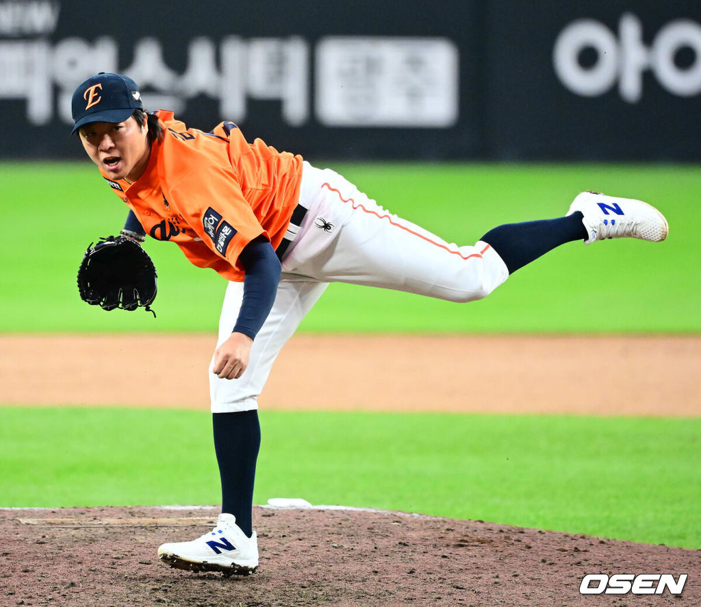 한화 김범수. 2025.10.18 / jpnews@osen.co.kr