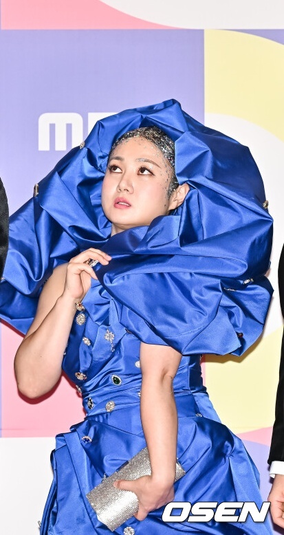 29일 오후 서울 상암동 상암 MBC에서 2023 방송연예대상 시상식이 진행됐다.나혼자 산다 박나래가 포즈를 취하고 있다.   2023.12.29 / soul1014@osen.co.kr