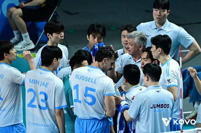 3연패 늪에 빠진 1위 대한항공 / KOVO 제공