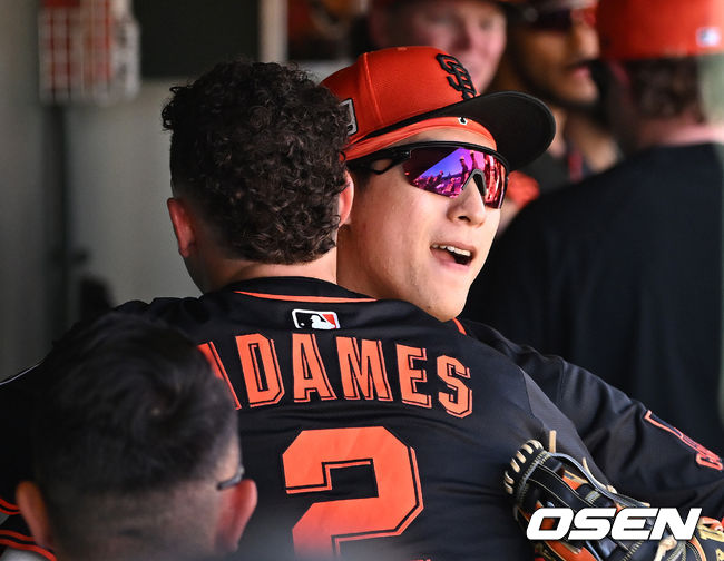 이정후-아다메스, 한국에서 더 단단해진 우정...올 시즌 SF 더 높이 올라간다