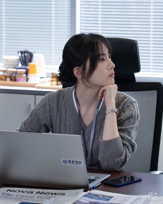 어썸이엔티 제공