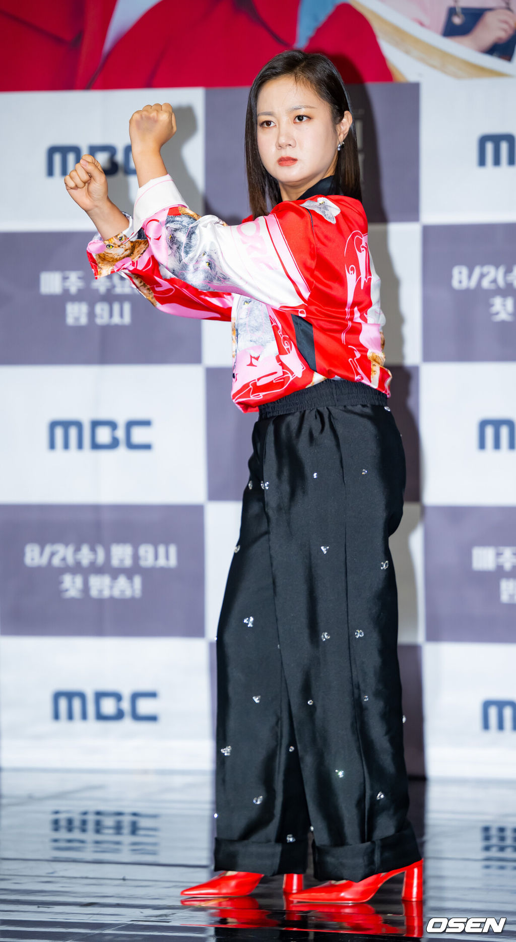 31일 서울 마포구 상암 MBC 골든마우스홀에서 MBC 시사교양 ‘빈집살래 시즌3-수리수리 마을수리’ 제작발표회가 열렸다.개그우먼 박나래가 포즈를 취하고 있다. 2023.07.31 / rumi@osen.co.kr