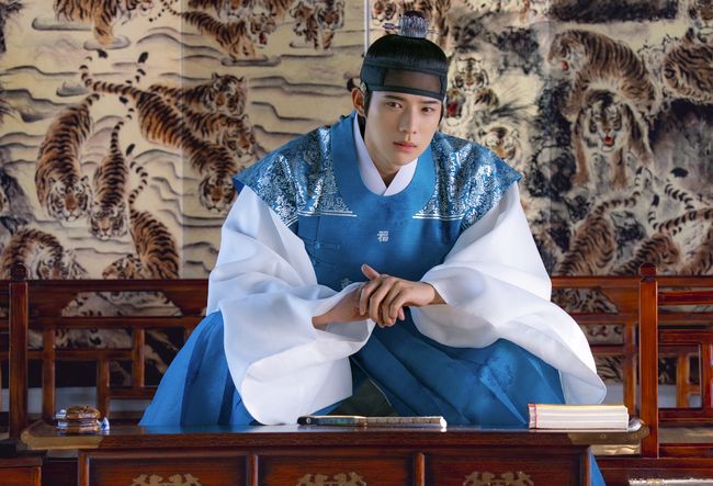 어썸이엔티 제공