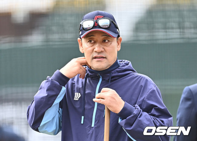 [OSEN=부산, 이석우 기자] 롯데 자이언츠 김민재 코치/ foto0307@osen.co.kr