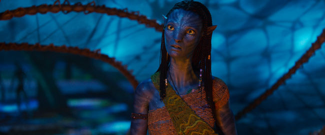 Neytiri (Zoe Saldaña) in 20th Century Studios' AVATAR: FIRE AND ASH. Photo courtesy of 20th Century Studios. © 2025 20th Century Studios. All Rights Reserved.