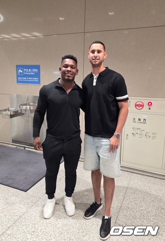 한화 요나단 페라자(좌)와 윌켈 에르난데스 / backlight@osen.co.kr