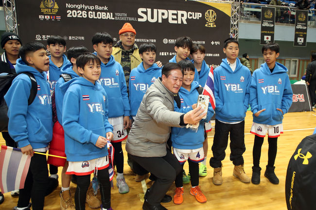 [사진] U12부 우승팀 태국 YBL