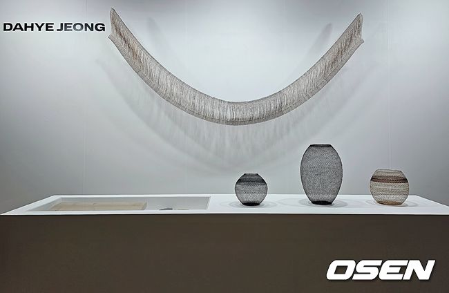 정다혜&nbsp;작가의 말총 공예.