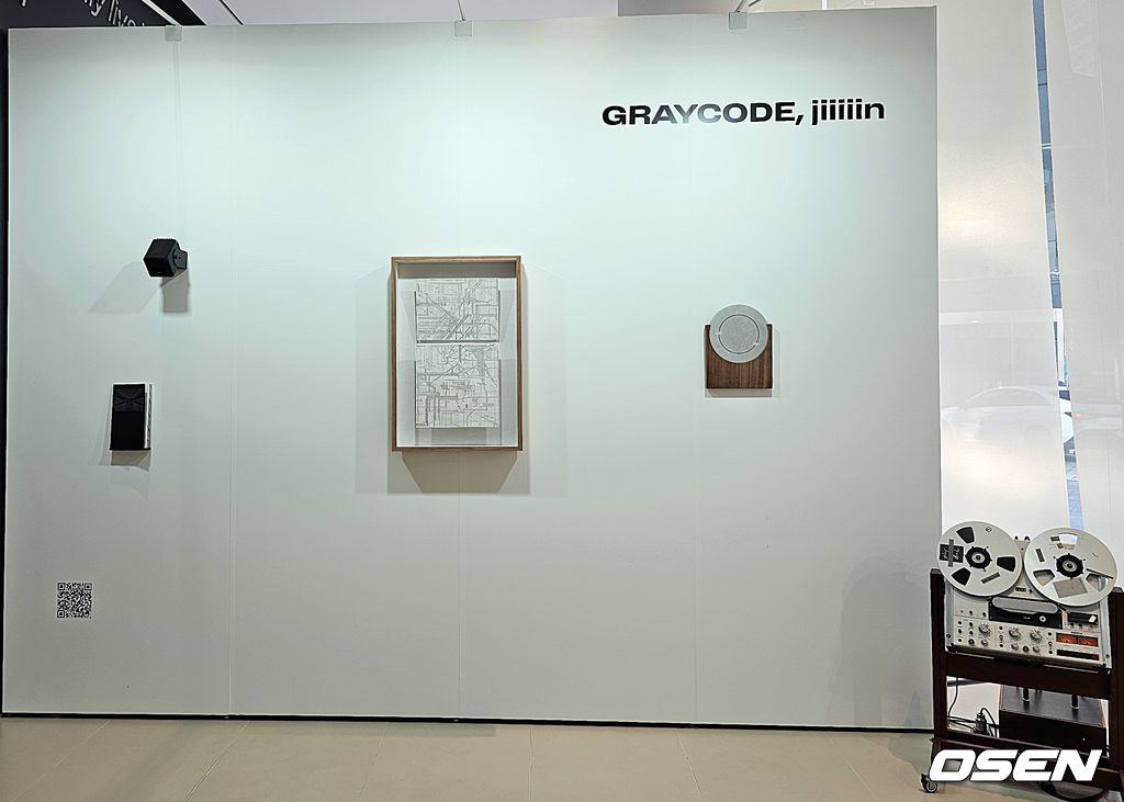 그레이코드와 지인의 소리 작품.