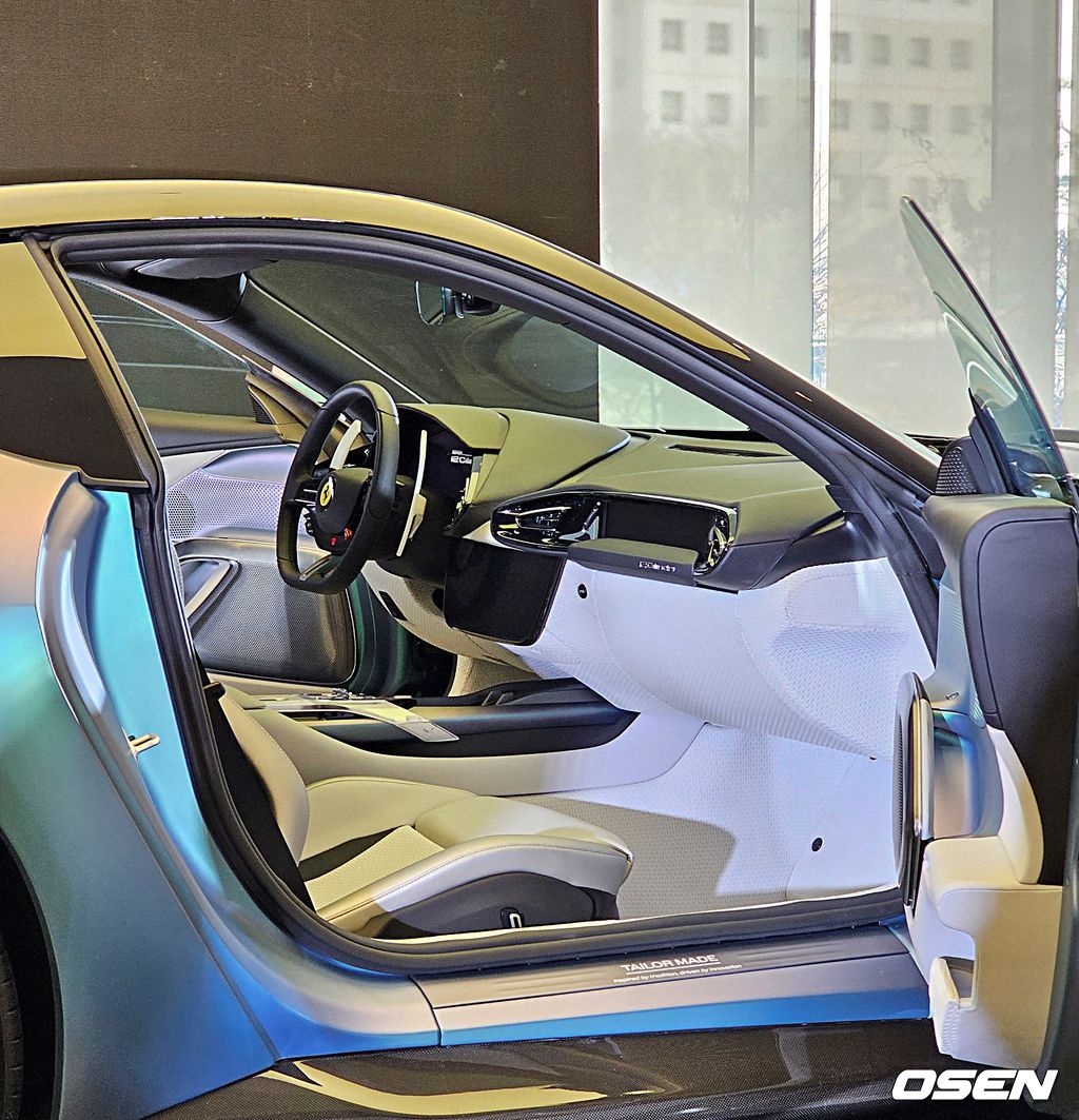 페라리 '12칠린드리 테일러메이드'.