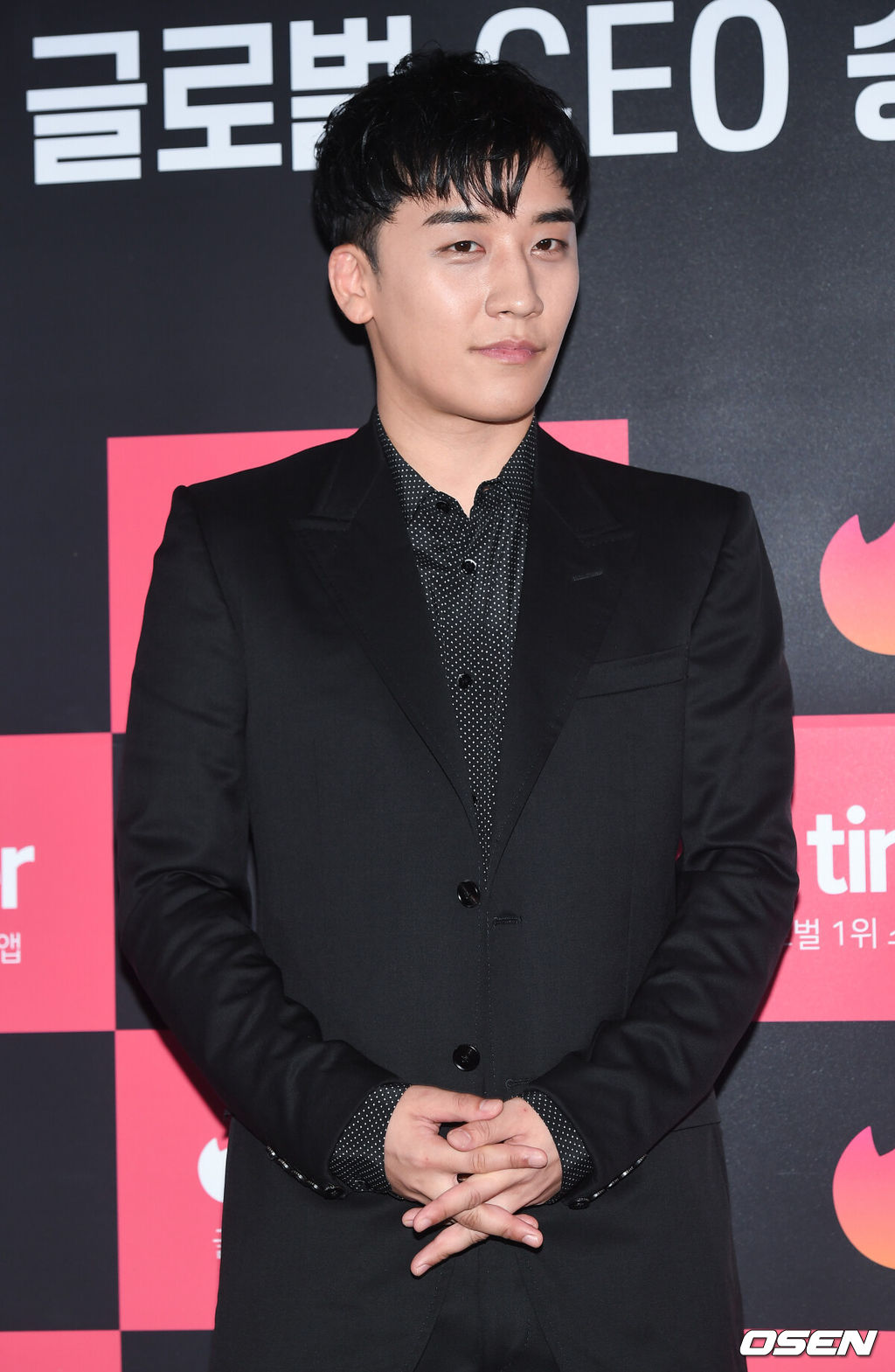 15일 오후 서울 서초구 스와니예에서 진행된 '틴더X글로벌 CEO 승리의 시크릿 파티'에서 빅뱅 승리가 포즈를 취하고 있다. / soul1014@osen.co.kr