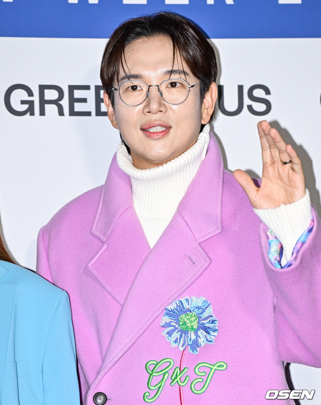 6일 서울 중구 동대문디자인플라자(DDP)에서 '2025 F/W 서울패션위크’가 열렸다. 올해 25주년을 맞은 국내 최대 패션 행사 ‘서울패션위크’는 5일부터 9일까지 닷새간 열린다.아나운서 장성규가 포즈를 취하고 있다. 2025.02.06 /cej@osen.co.kr