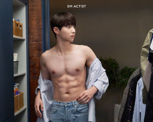 SM엔터테인먼트 제공