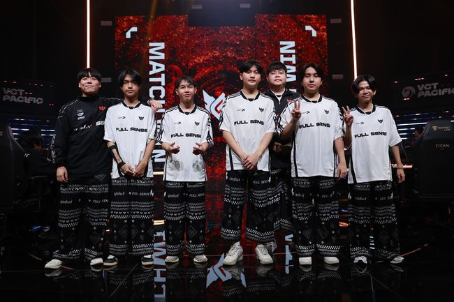 라이엇 게임즈 플리커.