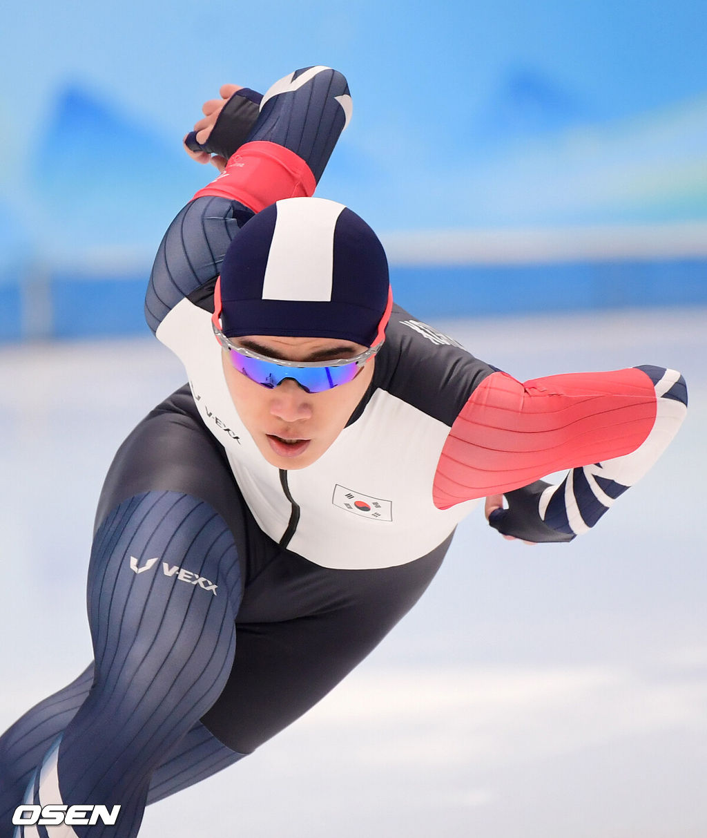 18일 중국 베이징 국립 스피드 스케이팅 경기장에서 2022 베이징 동계올림픽 스피드 스케이팅 남자 1000m 경기가 열렸다.대한민국 김민석이 역주하고 있다. 2022.02.18 /jpnews@osen.co.kr